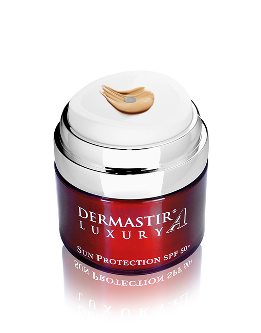 Dermastir-Luxury-sun-protection-SPF50-tinted-02.jpg